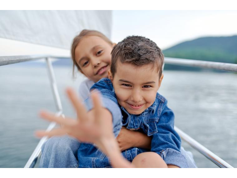 Yachtcharter für Familien mit Kindern – Tipps und Tricks
